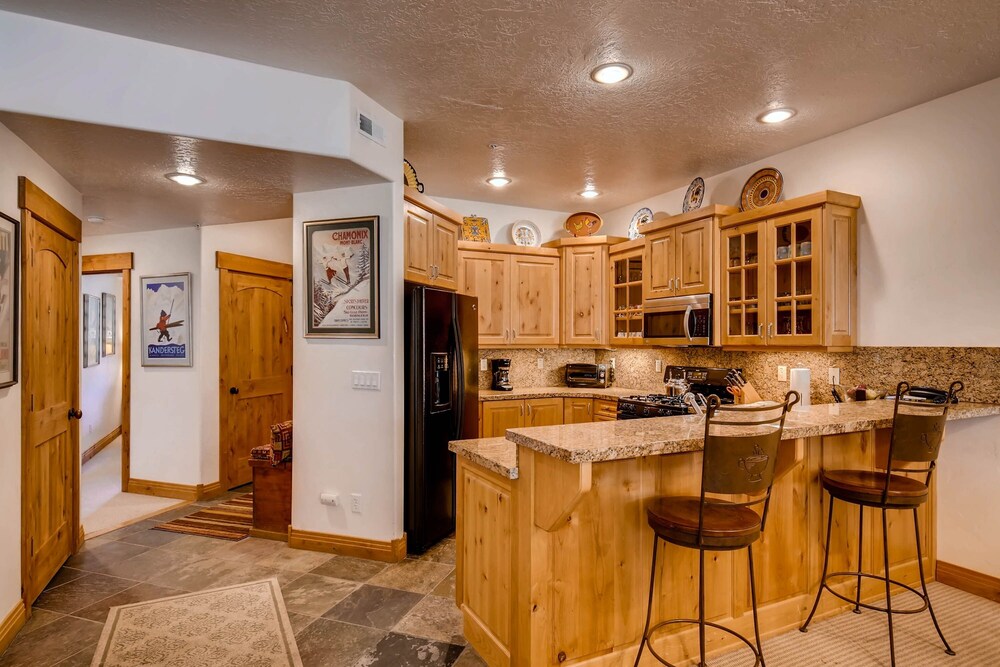 Park City Ski Resort - Town Pointe Condos