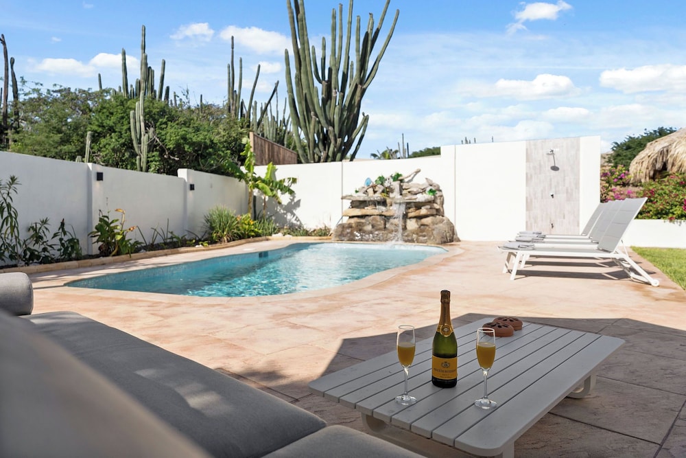Villa Casibari Aruba Retreat Location