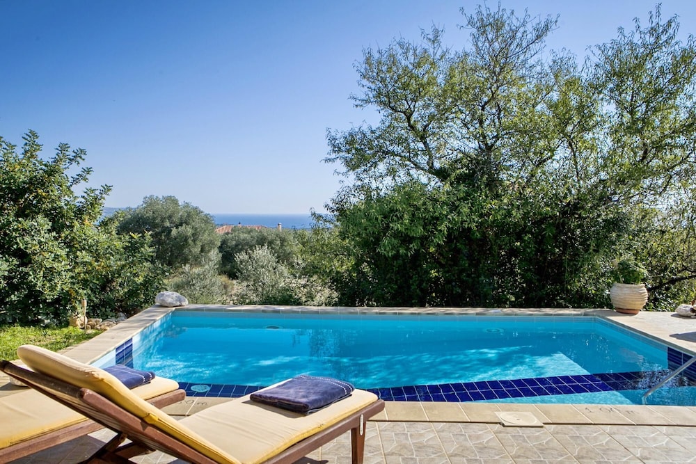 Villa Yianna in Karavados view 4