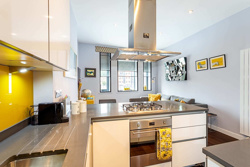 Exmouth Market Apartment