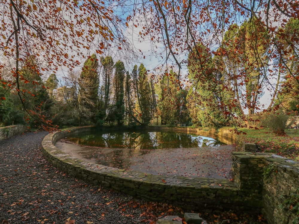 The Old Carriage Court