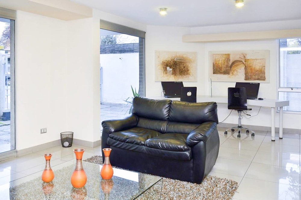 Bellavista Serenity 1BR - w Parking AC Terrace