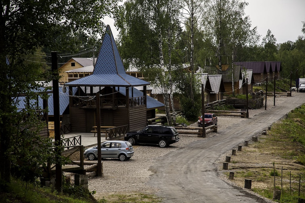 KIROCHNOE zagorodny kompleks