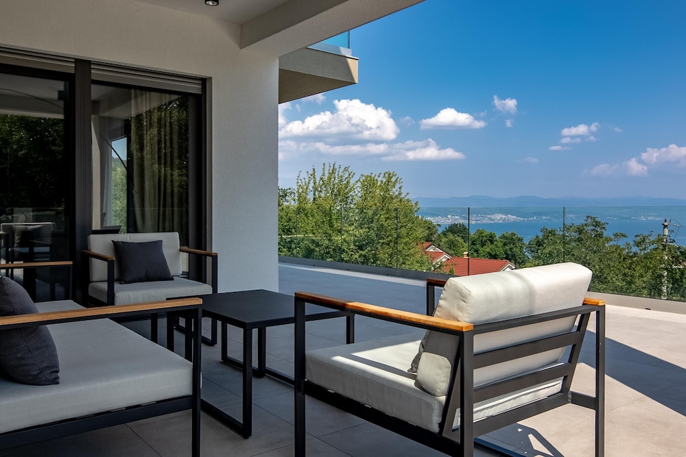 Casa Calme With Spa And Gym