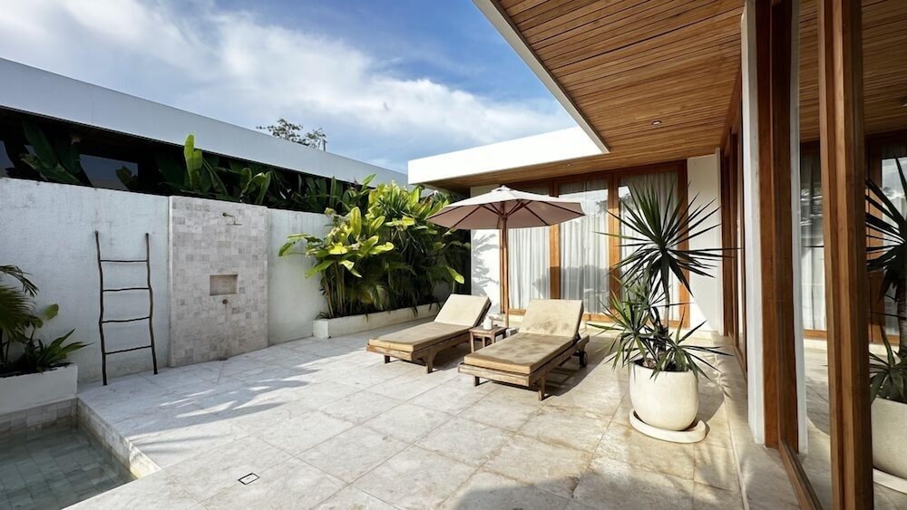 Villa Poppy 2 Bedrooms - Bingin
