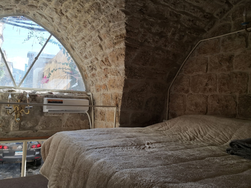 1 Bedroom Studio Double bed Batroun old Souk view 4
