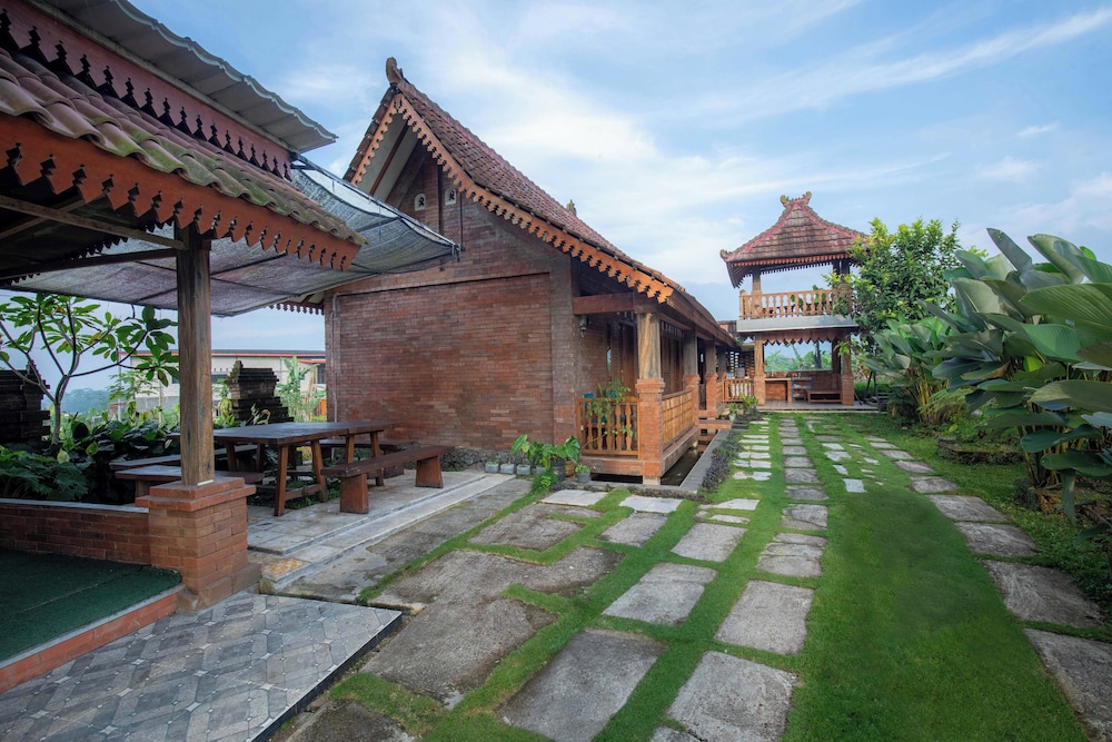 Jawa Dwipa Villa