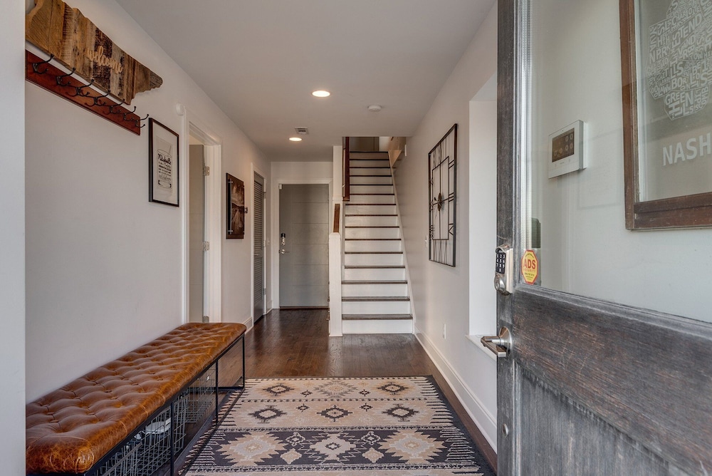 Nashview- Heart of Gulch - 360º Views of Downtown!