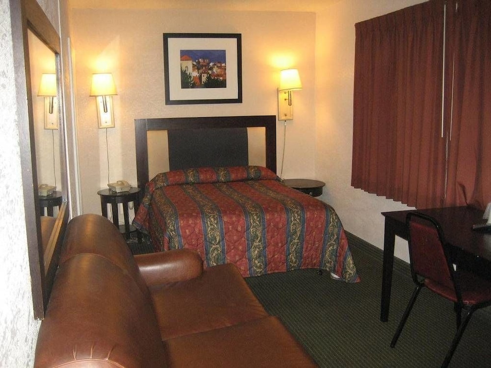 Starlite Motel - Property Image 27