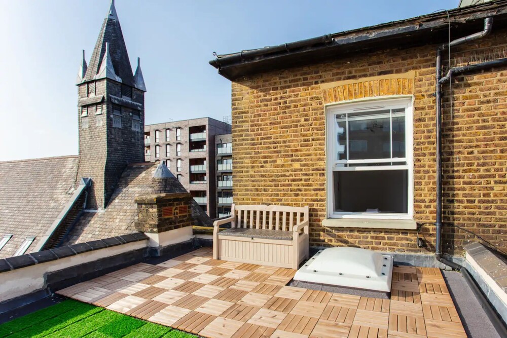 Stylish 2 Bedroom Apartment Near Regents Park