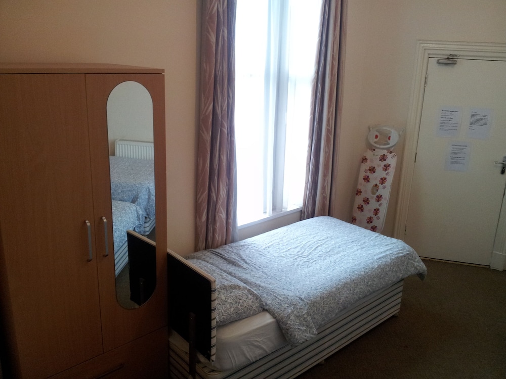 Photo 10