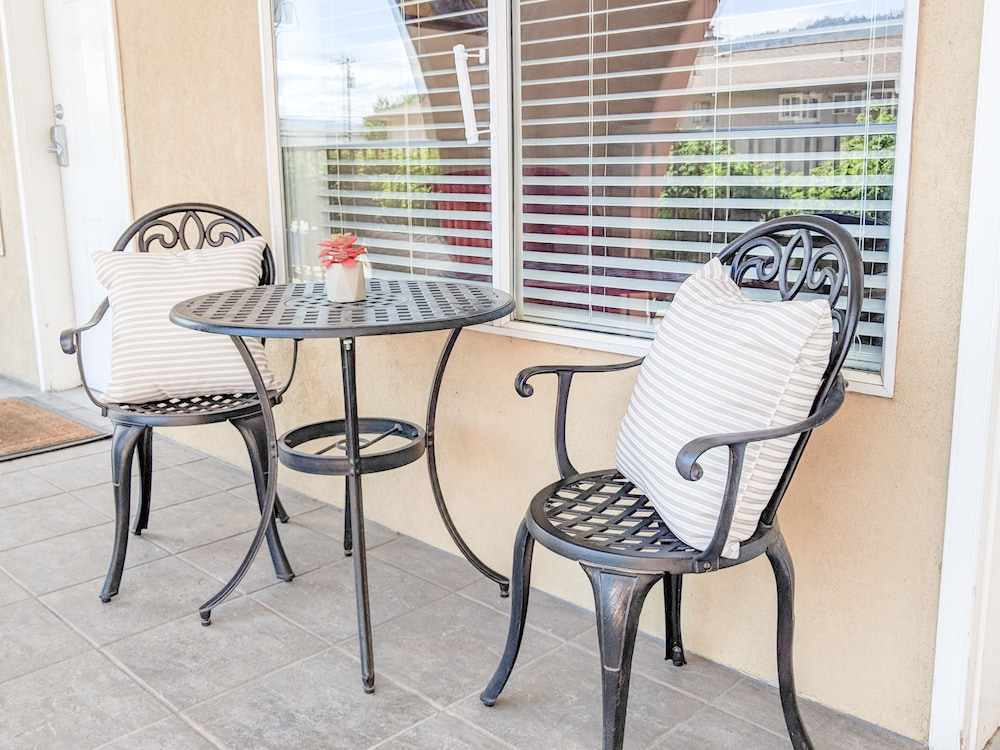 Desert Surfside Waterfront Accommodations
