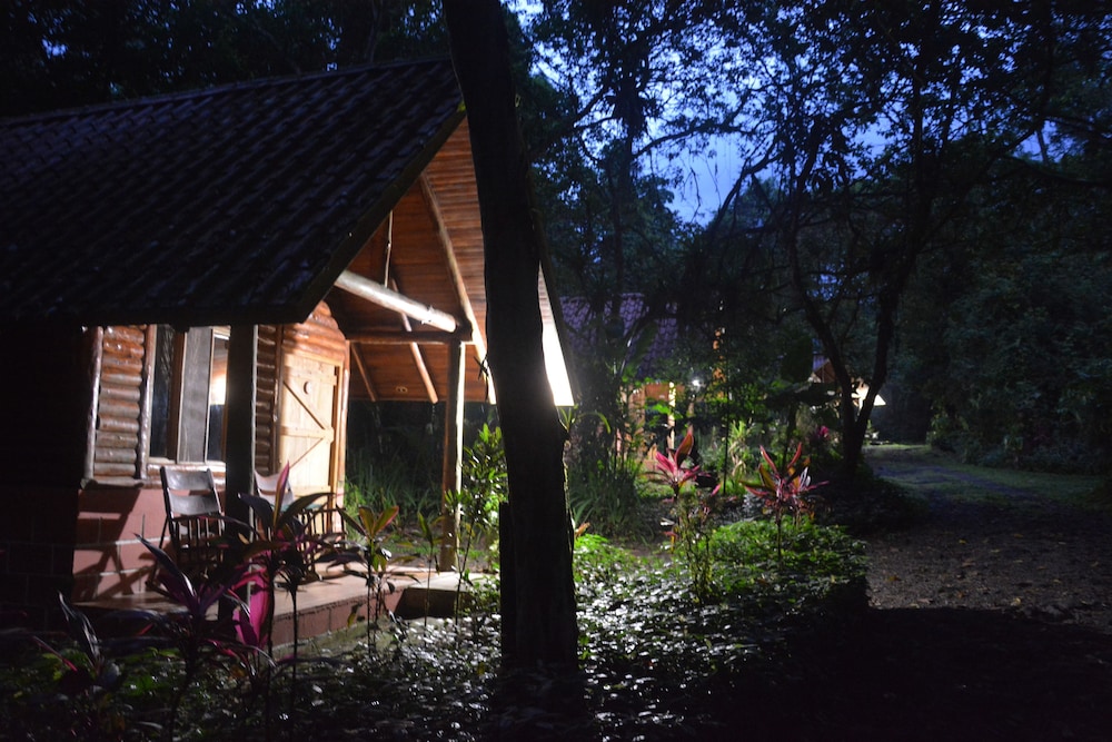 Arenal Oasis