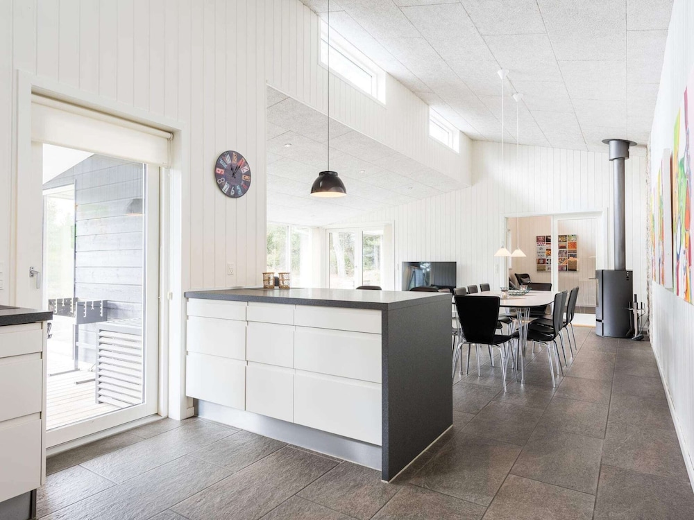 8 Person Holiday Home in Blavand
