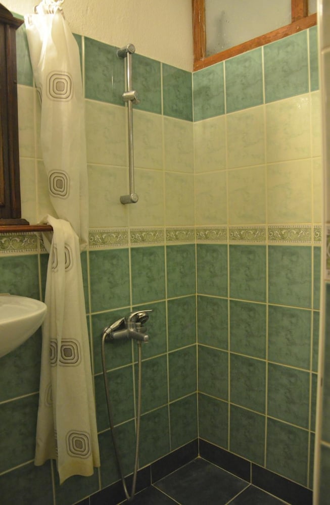 Homeros Pension & Guesthouse