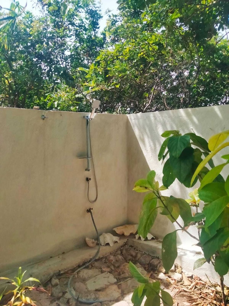 Rote Beach Bungalows