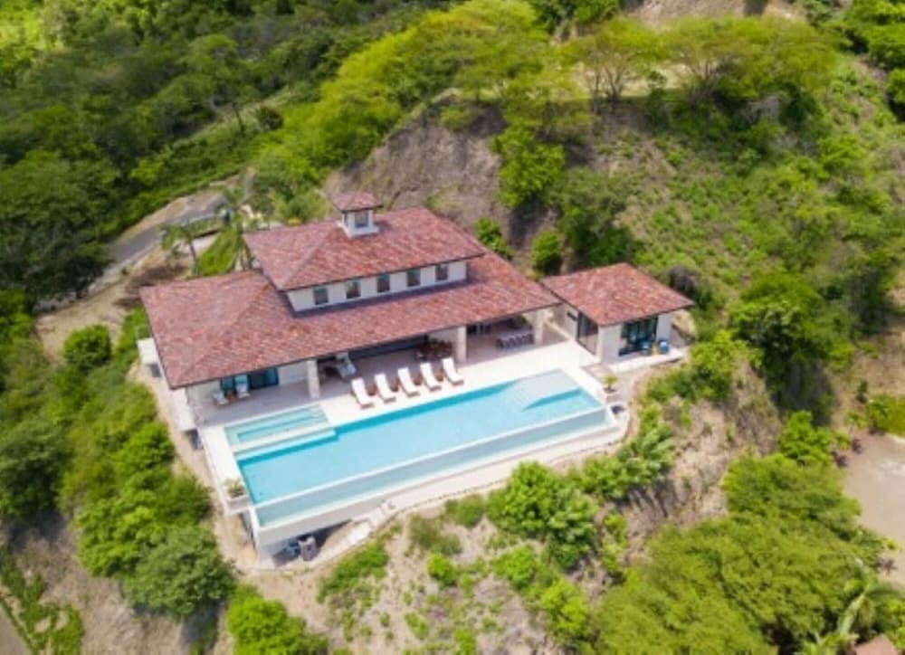 Playa Flamingo Designer Home With Spectacular 180 Ocean Views - Casa DEL MAR