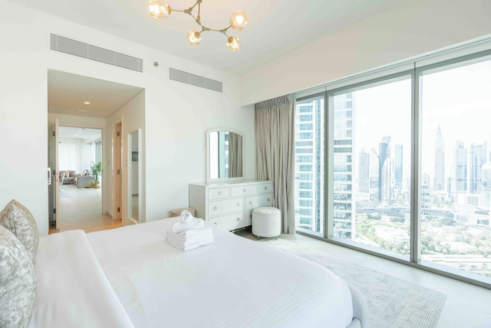 Downtown Views - Mint Stay