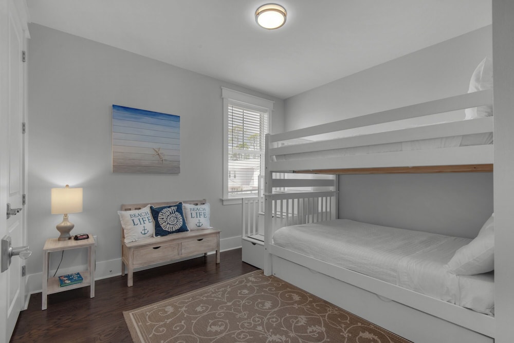 Naturewalk - Luxurious Coastal Retreat w/ Amazing Amenities view 2