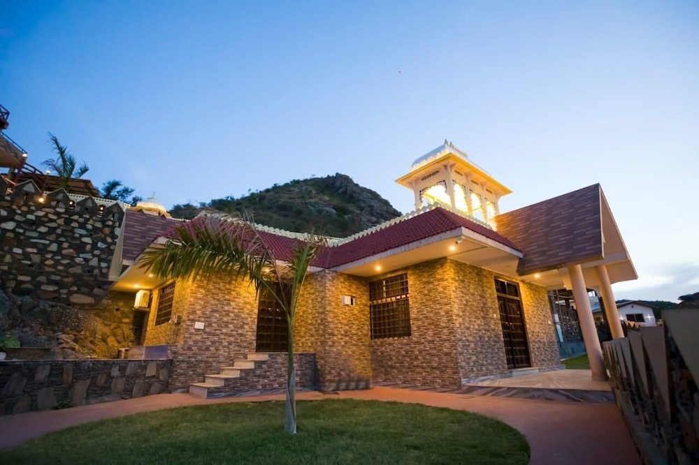 Badi Garh Resort
