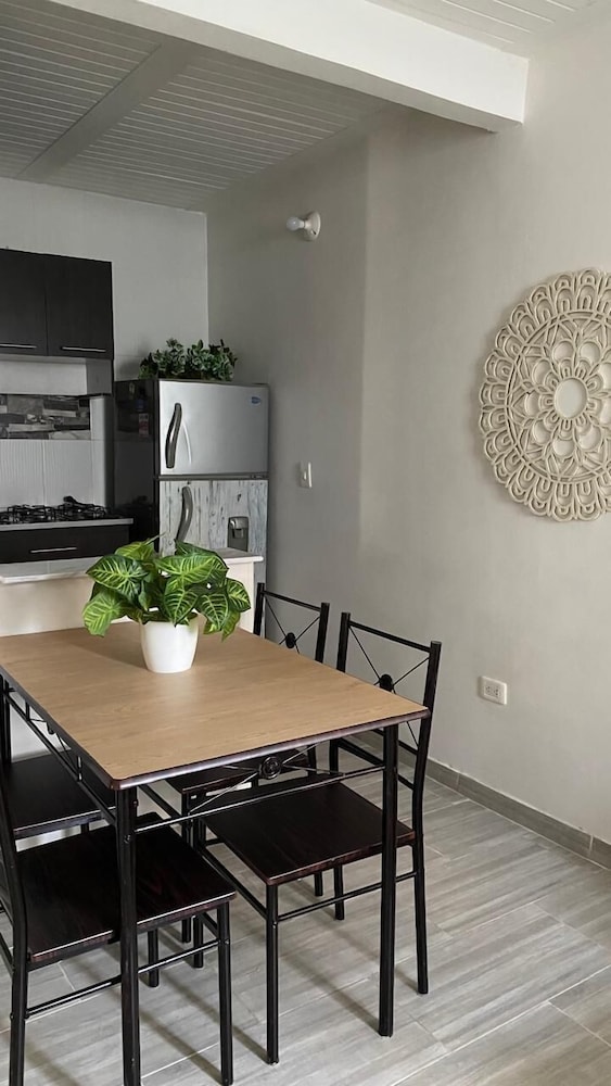 BORA.Tu Espacio Fuera de Casa