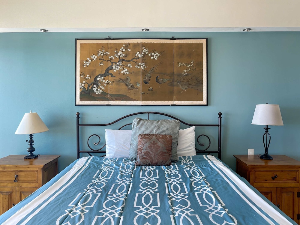 Hidden Gem Condo With Pools Private Beach