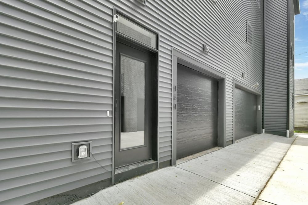 Stylish Getaway -columbus-3 Bedroom Masterpiece