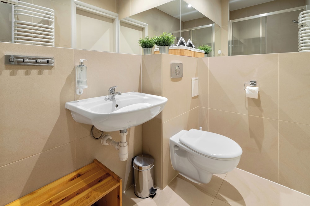 RentPlanet - Apartamenty Brzozowa