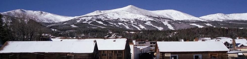Eagle Ridge 2 Townhome with Private Hot Tub