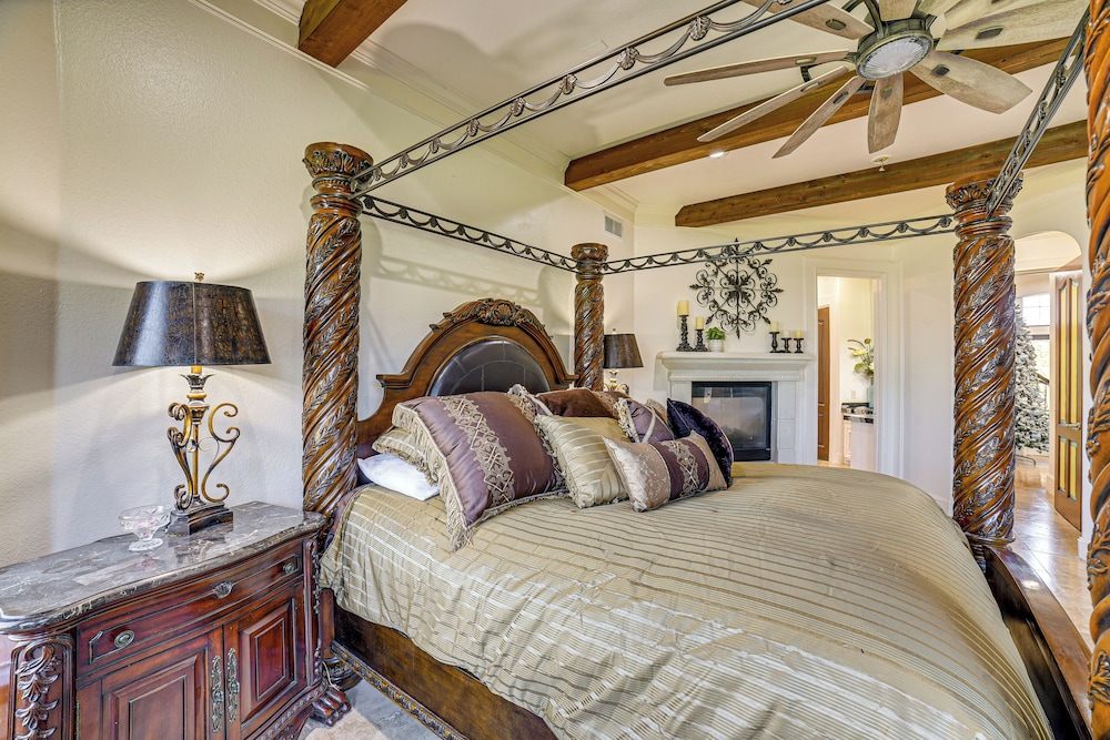 Luxury Home w/ Patio & Lake View in Richmond!