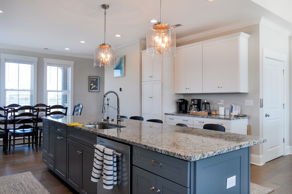 Family Tides by Topsail Realty