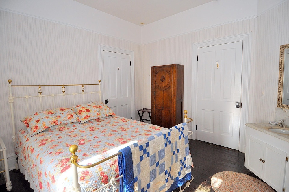 Manor at Berkeley Springs - Property Image 31