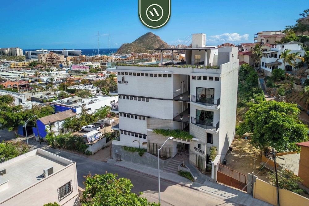 Amazing Studio With Rooftop Pool - 5 min to Marina