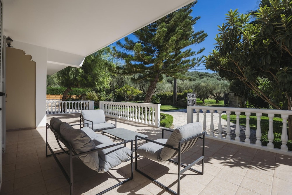 Villa Lilly With Private Pool