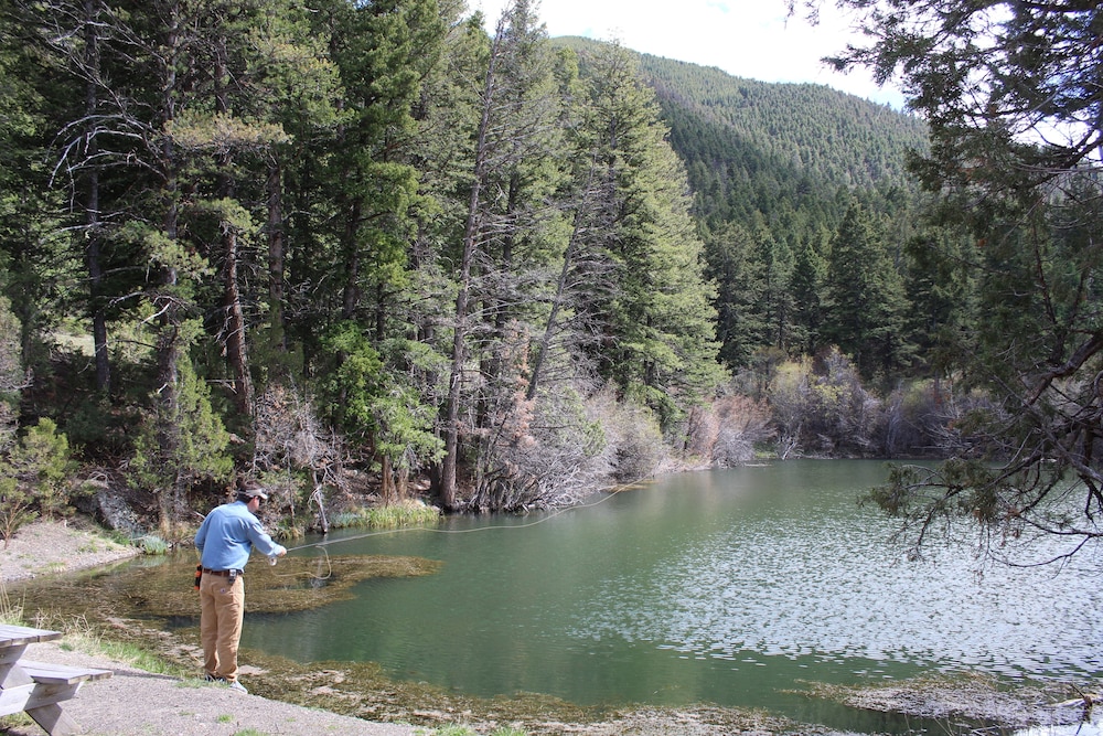 Chico Hot Springs Resort & Day Spa