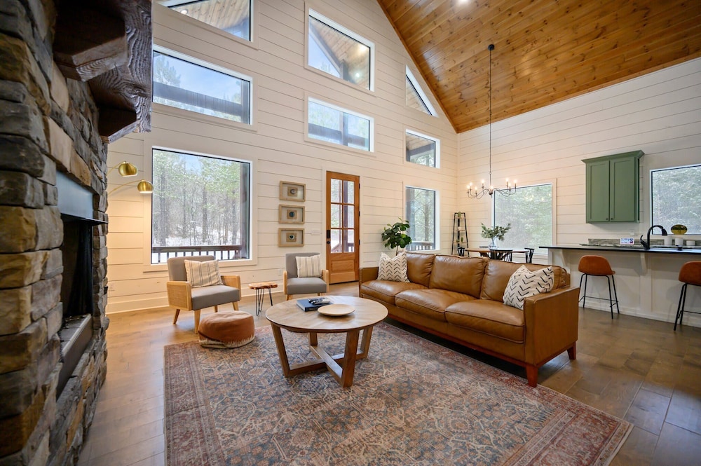 Quiet/private Cabin - Couples/family - Ideal Location