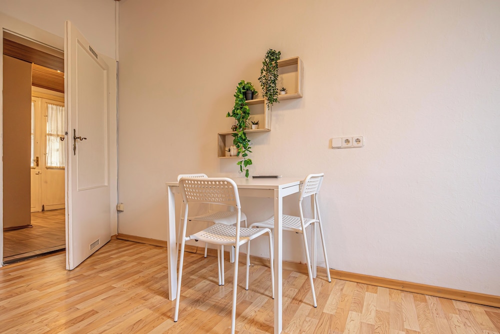 Long Stay 1BR Near Wiener Stadthalle