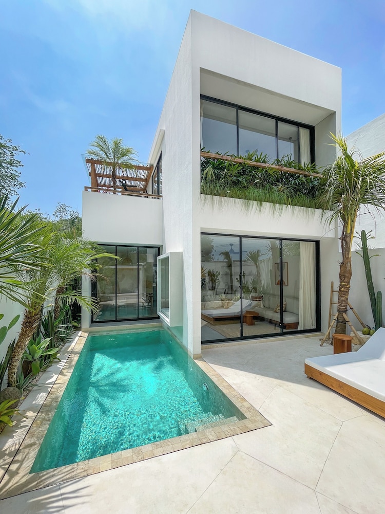 Villa Lago