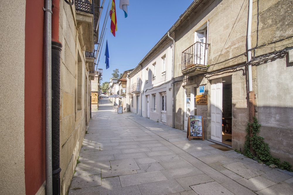 Boutique Hostal La Casona De Sarria
