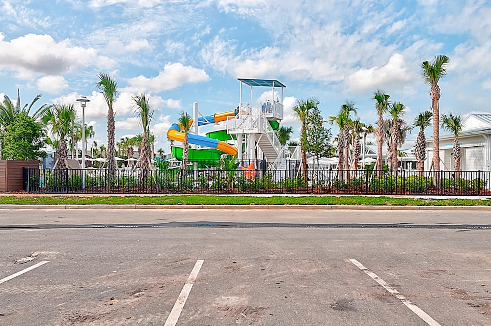 1177 Fantastic Family Home for Your Vacation