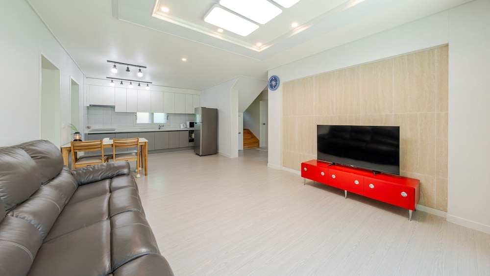 Gyeongju Sunflower Private Cottage