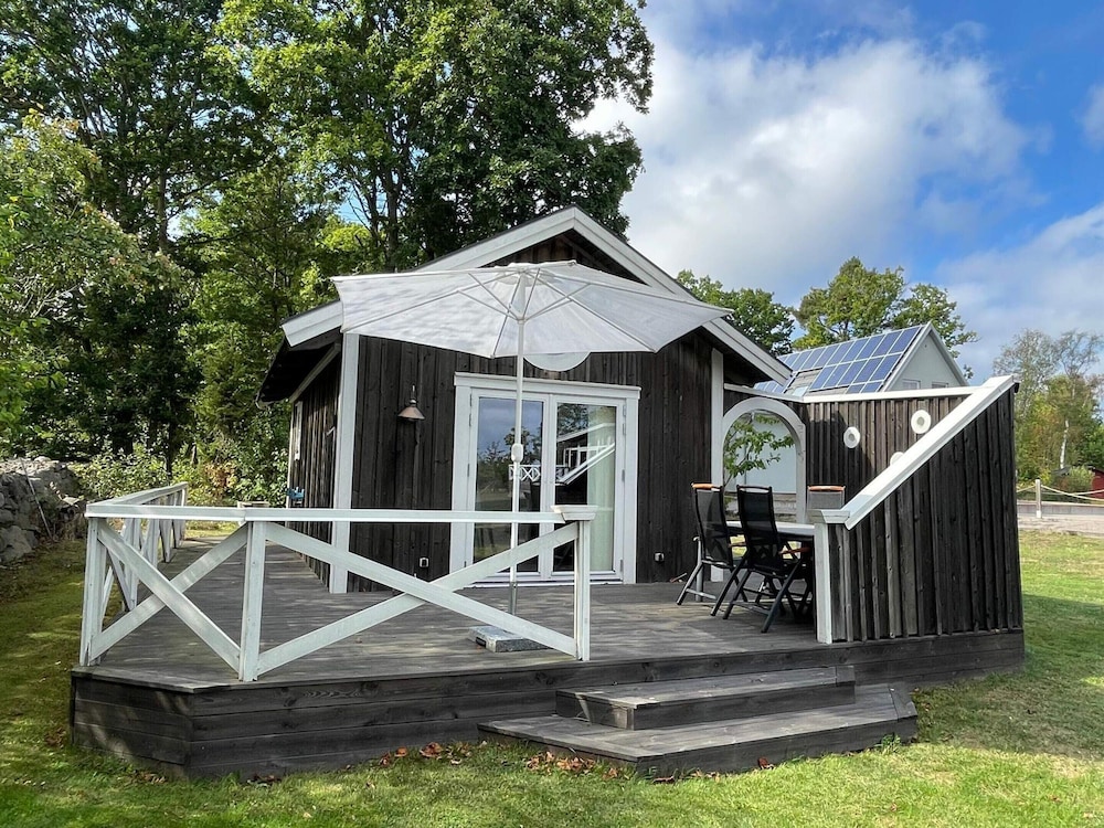 4 Star Holiday Home in Drottningskar
