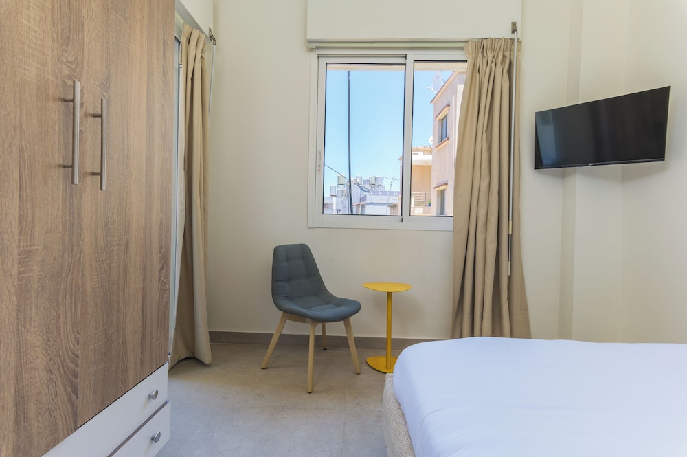 Calliope 2-BR Apartment in Gemmayze