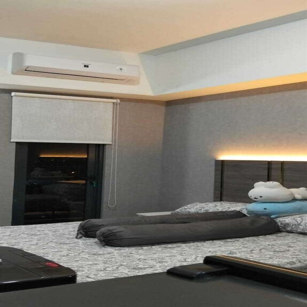 Apartmen Pakuwon Bekasi by Ruang Singgah