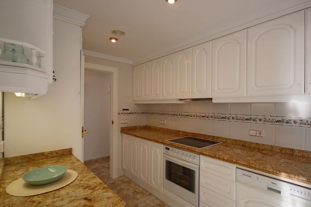 Exclusive Luxury Frontline Apt. Amazing Views view 5