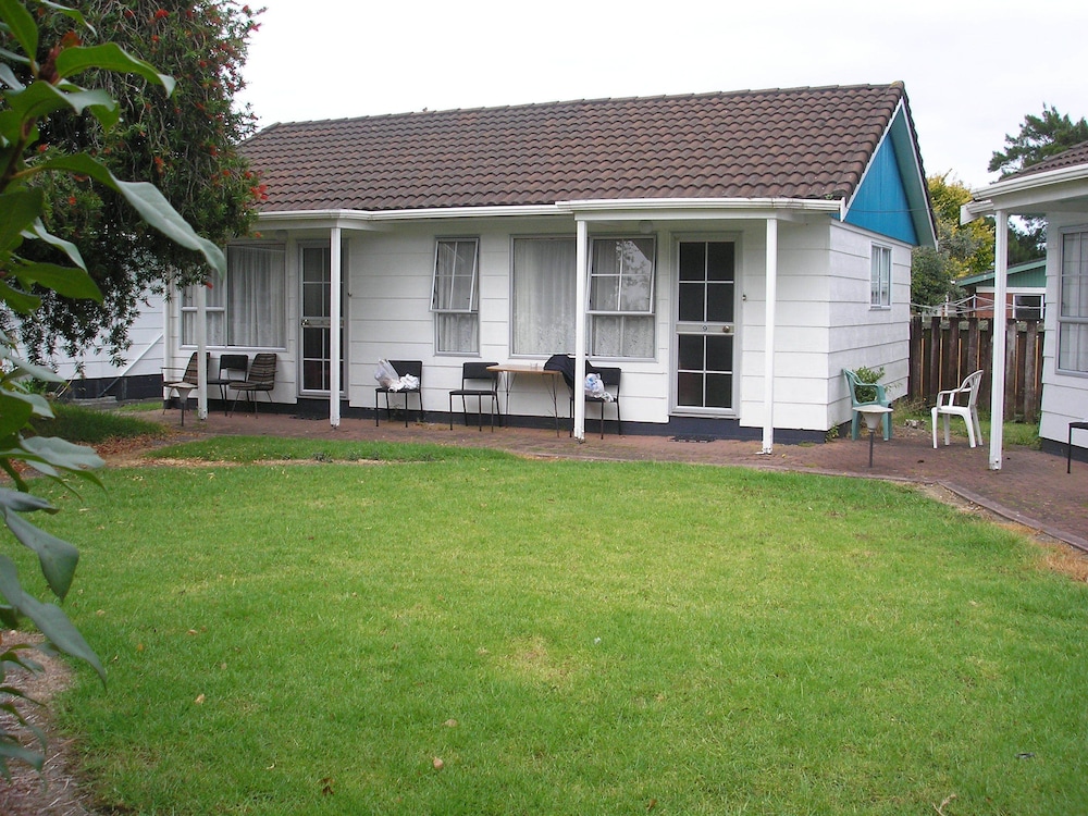 Lincoln Court Motel — Auckland