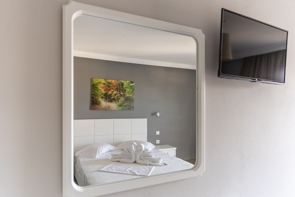 Atrium Hotel photo 5