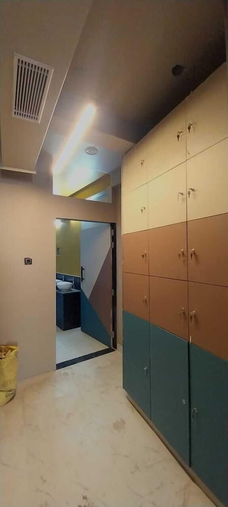 C2 PODS