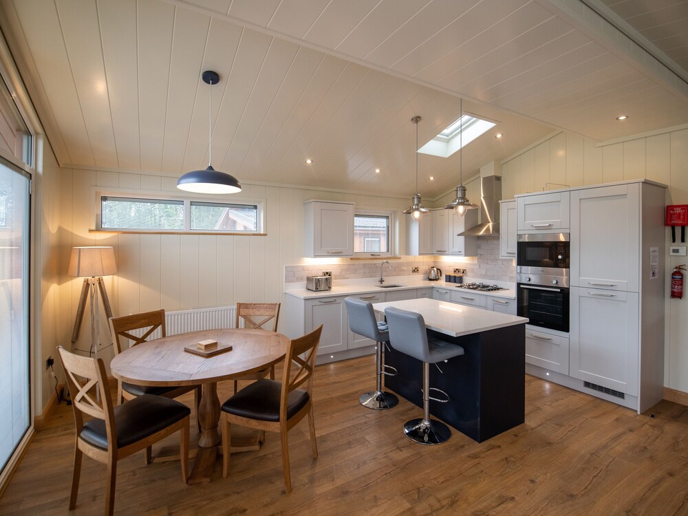 Wren Lodge