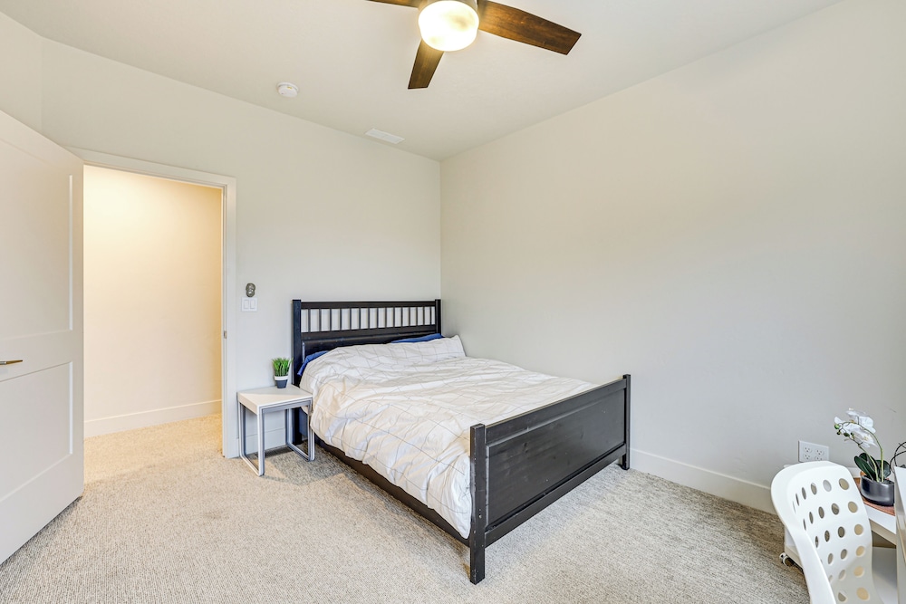 2 Mi to Dtwn: Dog-friendly Gem w/ Patio in Boise